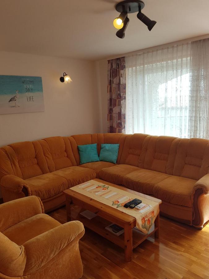 Apartmani Krajnovic Fažana Exterior foto