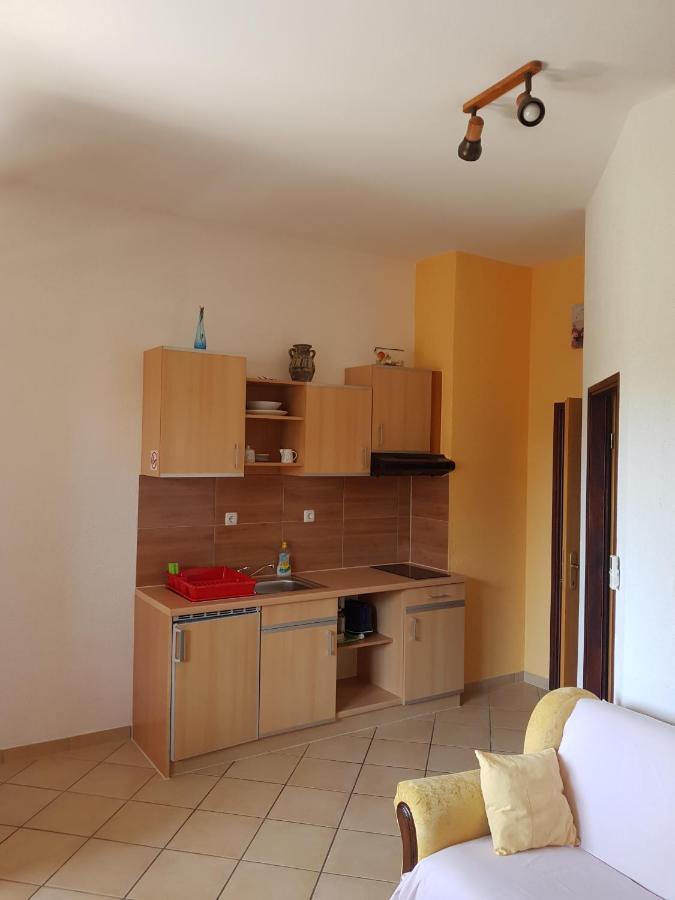 Apartmani Krajnovic Fažana Exterior foto