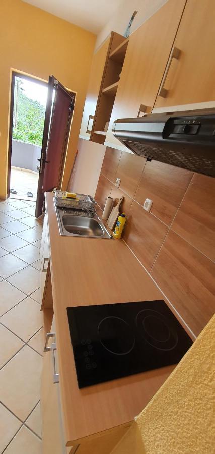 Apartmani Krajnovic Fažana Exterior foto