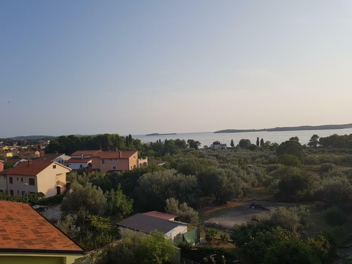 Apartmani Krajnovic Fažana Exterior foto